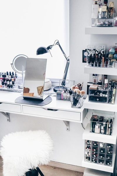 How to organize your make up like a make up Junkie